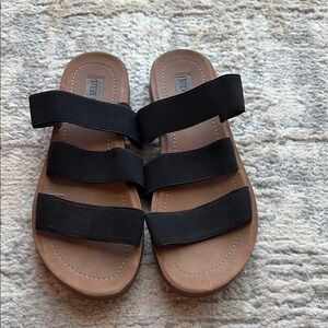 Steve Madden Black Triple Bandage Strap Slides 6.5